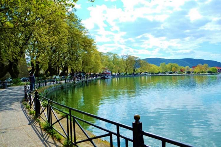 Ioannina hotels online booking